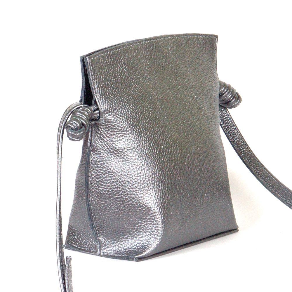 Невелика елегантна сумочка з шкіри BagTop арт. BTJS-50-1