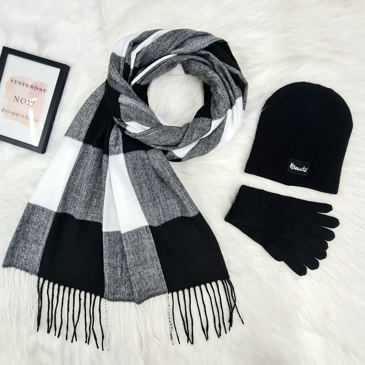 Комплект жіночий зимовий ангора з вовною (шапка+шарф+рукавички) ODYSSEY 55-58 см чорний 13336 - 1119 - 4062, фото 1