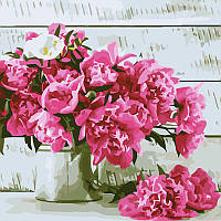 Картина по номерам цветы Рожеві піони Strateg 40х40 см SK047