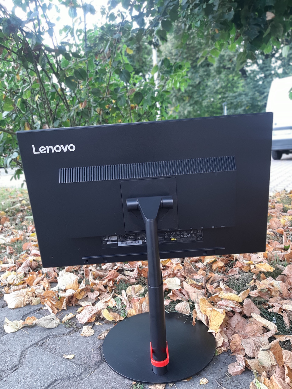 Безрамковий монітор Lenovo ThinkVision P24q-10 24 \ IPS \ LED \ 2K \ 2560 × 1440