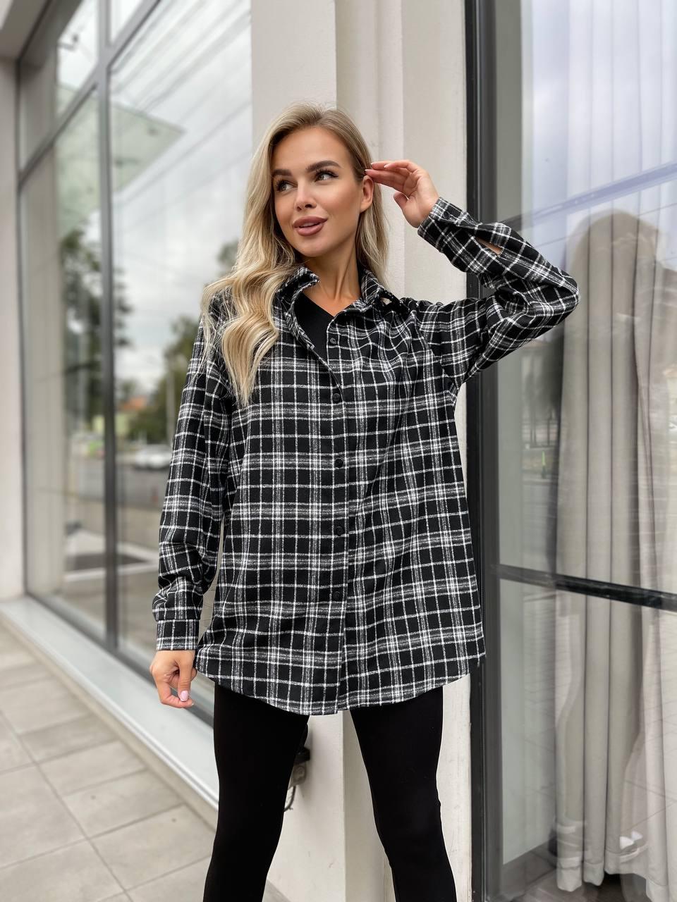 Тепла жіноча байкова сорочка на ґудзиках у клітинку (Розміри 42,44,46), Чорна з білим
