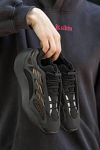 Жіночі Кросівки Adidas Yeezy Boost 700 V3 Clay Brown 39-40