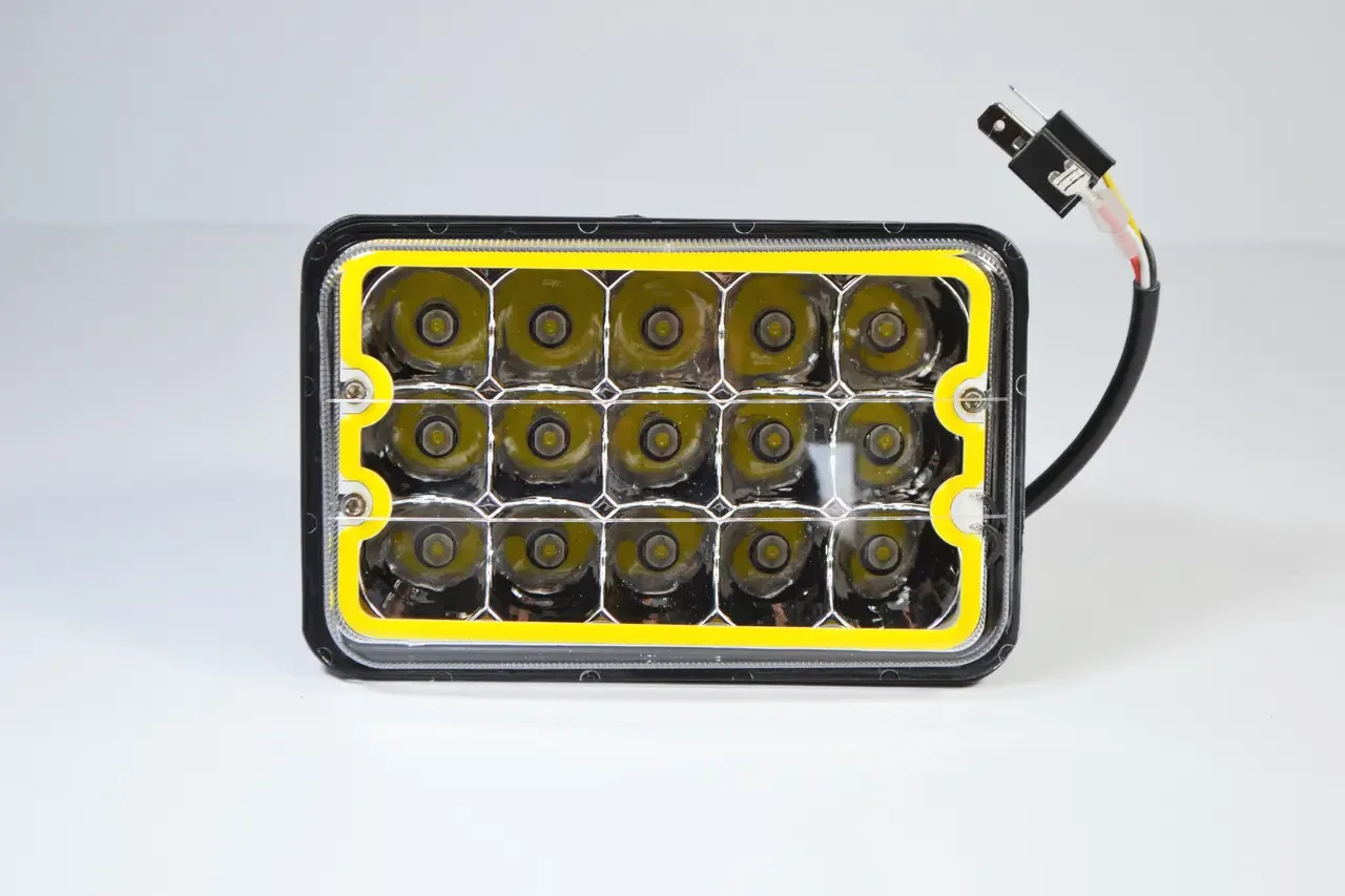 Світлодіодна LED-фара 45 Вт прямокутна з ангельським оком 45W, 15 ламп, дальній і ближній промінь 10/30