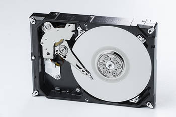 HDD Накопичувачі (жорсткий диск)