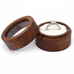Коробочка для каблучки дерев'яна Eternal — Футляр скринька для пропозиції або весілля, з натурального американського горіха