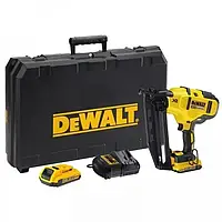 Пистолет гвоздезабивной аккумуляторный DeWALT DCN662D2 (2х18 В, 2 А*ч, 32-64 мм)