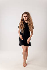 Однотонна жіноча сукня-футболка чорного кольору, трикотаж