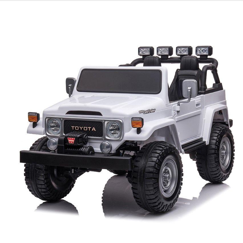 Дитячий електромобіль двомісний джип Toyota Land Cruiser 24V на акумуляторі