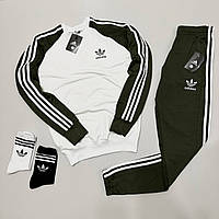 Костюм Adidas свитшот+штаны 2 пары носков в подарок