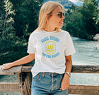 Женская футболка Mishe С украинской символикой 44 Белый 200443 AM, код: 7955433