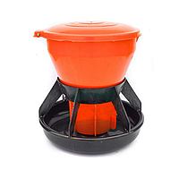 Годівниця пластикова з кріпленням до решітки для поросят 5-15 кг