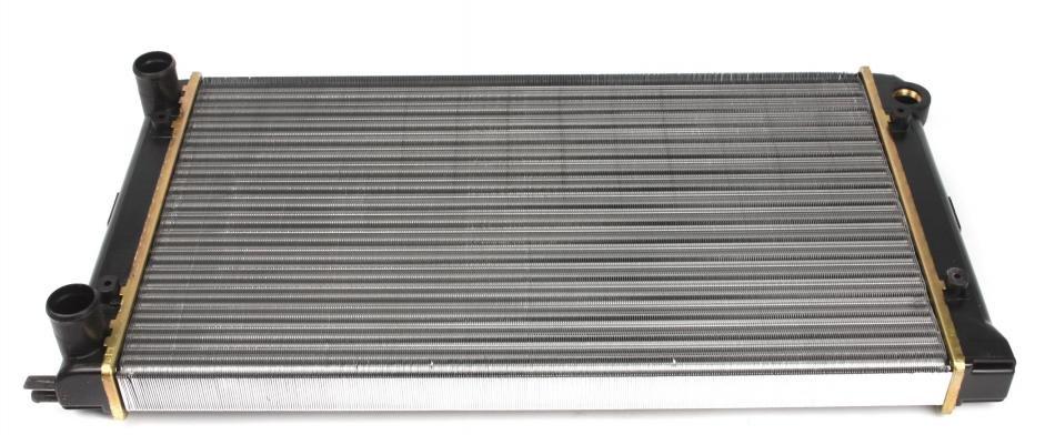 Радіатор охолодження двигуна NRF 509501 Volkswagen Golf, Passat, Jetta, Scirocco, Caddy; Seat Toledo