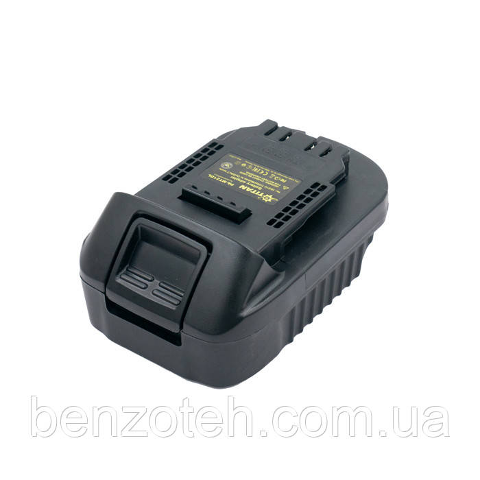 Адаптер Titan PA-MT21DL з батареї Makita 18V / Titan CORE21 на Dewalt