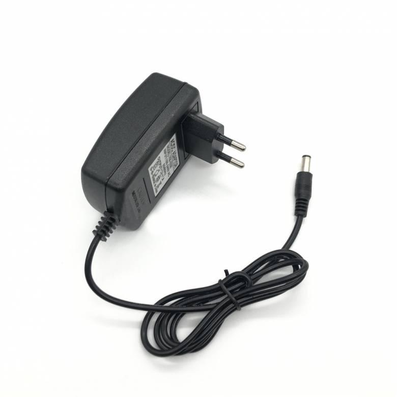 Блок живлення 8V 3A (24Вт) штекер 5,5/2,5, 0,9м., Югторг (YugTorg), Арт.45346