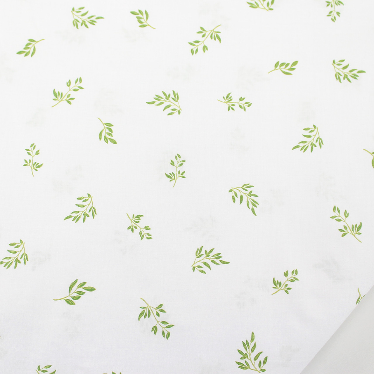 Тканина бязь "Зелені гілочки" на білому тлі № 2037, фото 1
