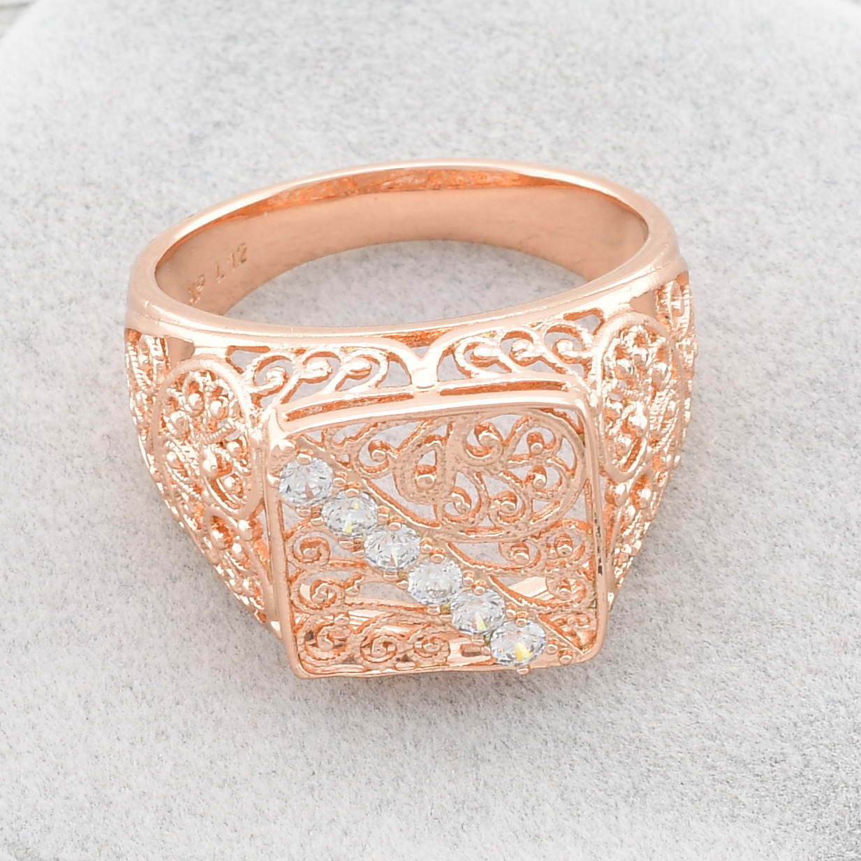 Печатка Xuping 11535 ширина 16 мм білі фіаніти позолота РО розмір 23, фото 1