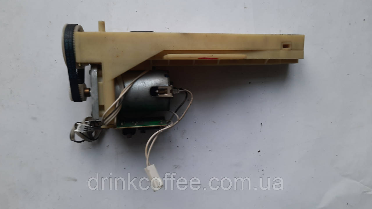 Привод заварювального блока в складі Редуктор кавомашини DeLonghi ESAM 3500_7 Magnifica Automatic Cappuccino б/у