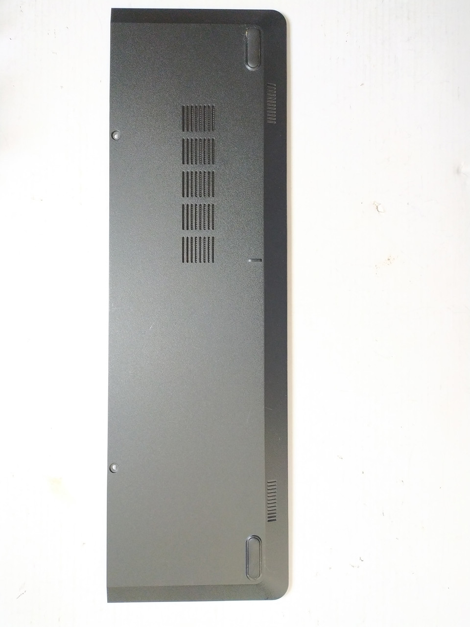 Dell Inspiron 3551 3552 3878 Корпус E (Сервісний люк) (0v5vmr 442.03009.0001) б/у