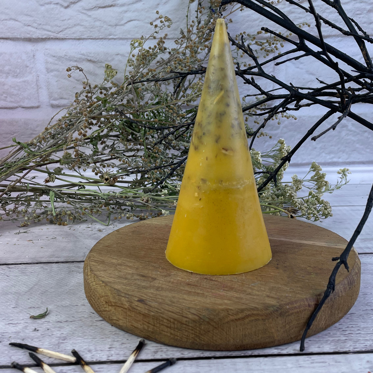 Воскова безгнотова свічка - Конус з полином, фото 1