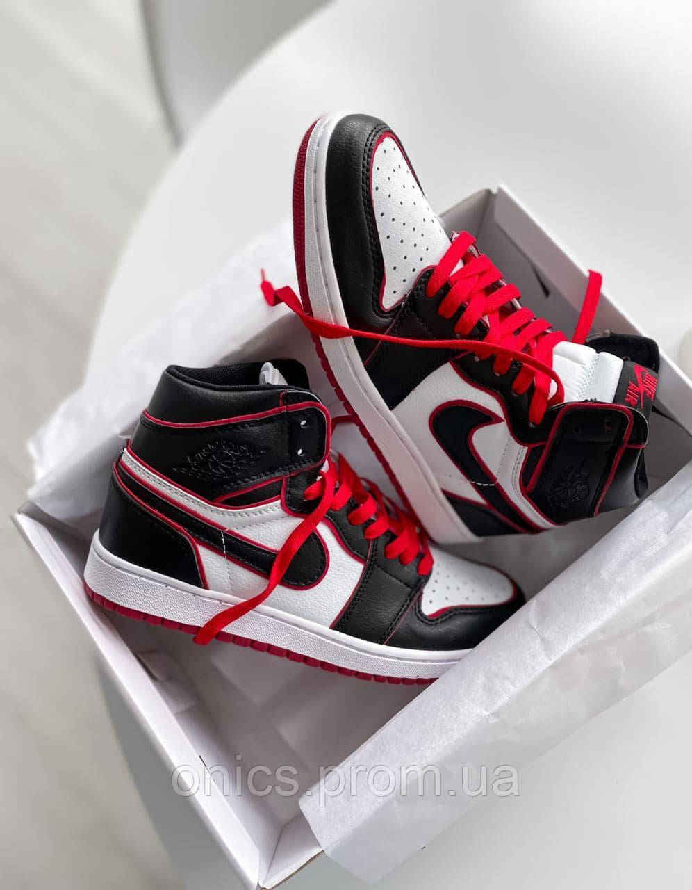 Nike Air Jordan 1 Retro Mid Black White Red хорошее качество кроссовки и кеды хорошее качество Размер 45 - фото 1 - id-p1966802085