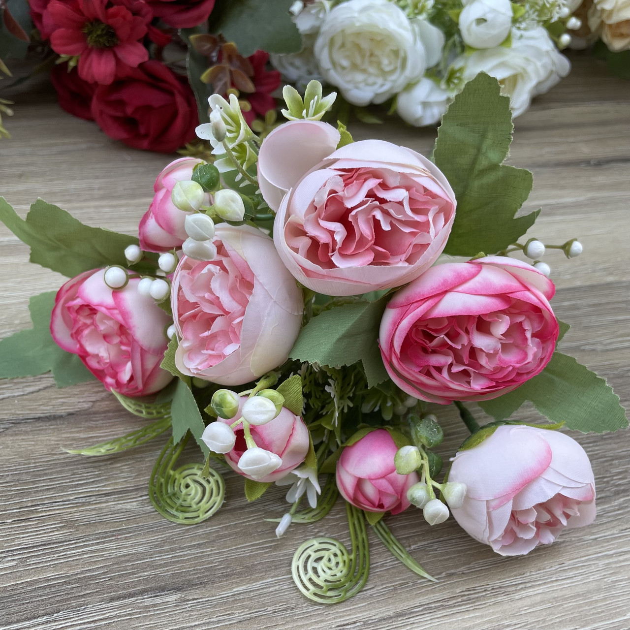 Букет композиції ранянкулюсів 32 см малиновий, фото 1