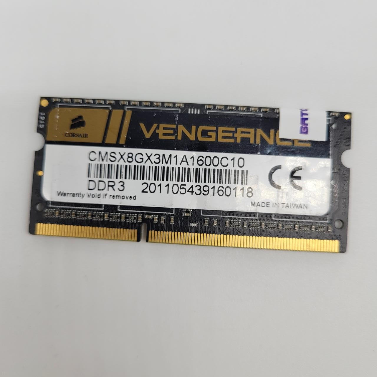 Оперативна пам'ять для ноутбука Corsair SODIMM DDR3 8Gb 1600MHz 12800S CL10 (CMSX8GX3M1A1600C10) Б/В