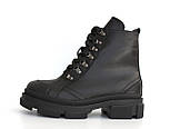 Брутальні шкіряні черевики на платформі Зимове Жіноче взуття демісезонне COSMO Shoes Mira Black, фото 2