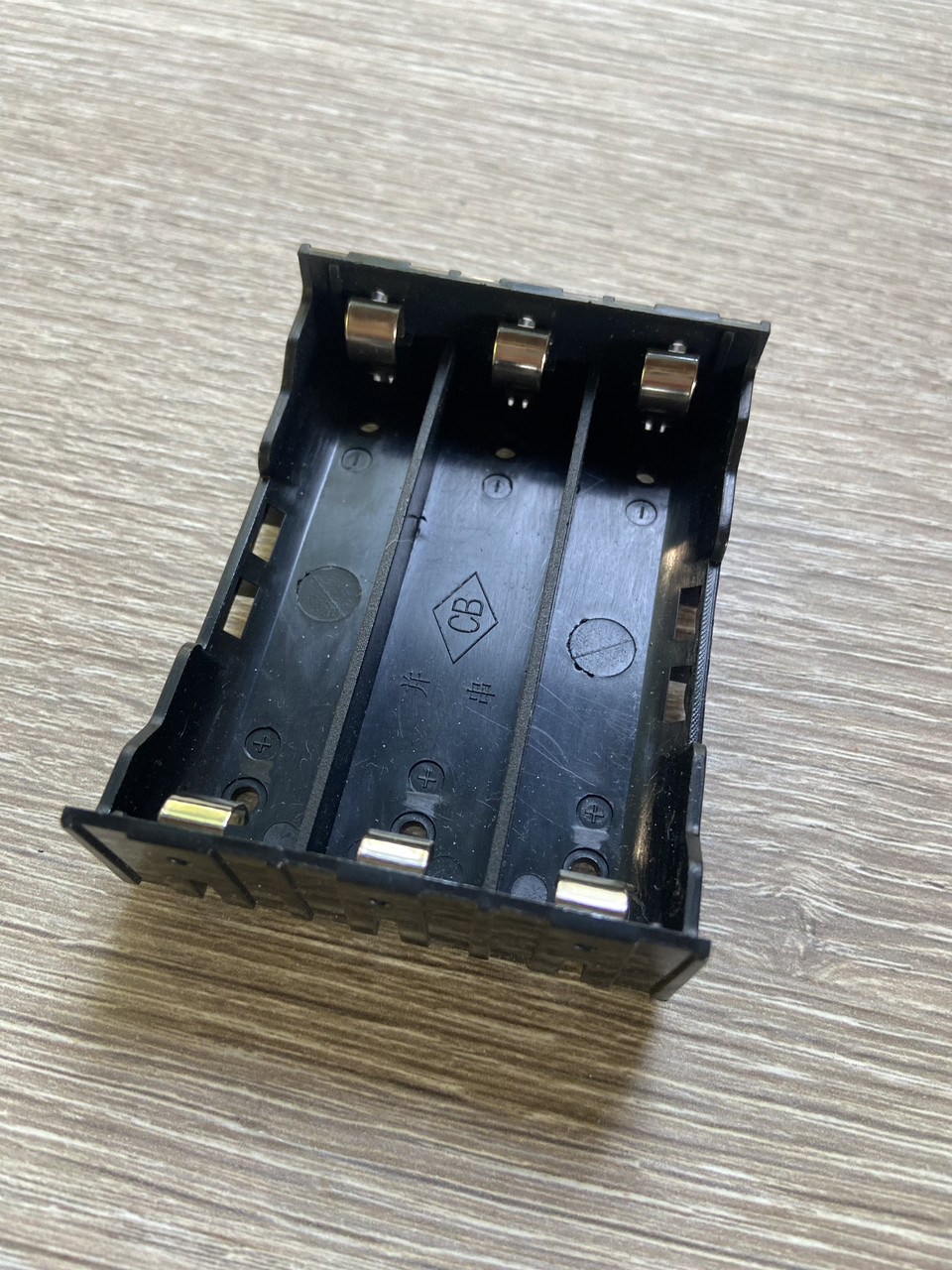 Відсік для 3 акумуляторних батарейок типу «18650» GB-18650-PC6 (Холдер)