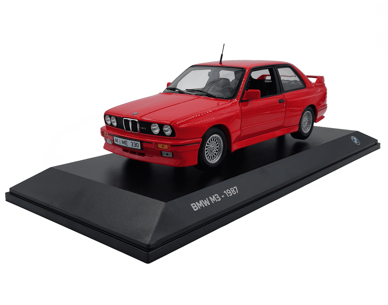 КОЛЕКЦІЙНА МОДЕЛЬ МОДЕЛЬ BMW E30 M3 1:18 80435A5D018