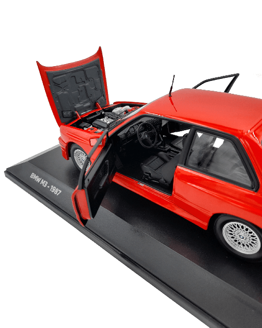 BMW 特注1/18 E30 BMW M3 BMW E30 M3 モデルカー ミニチュア 1/18 | Wright Company Inc.