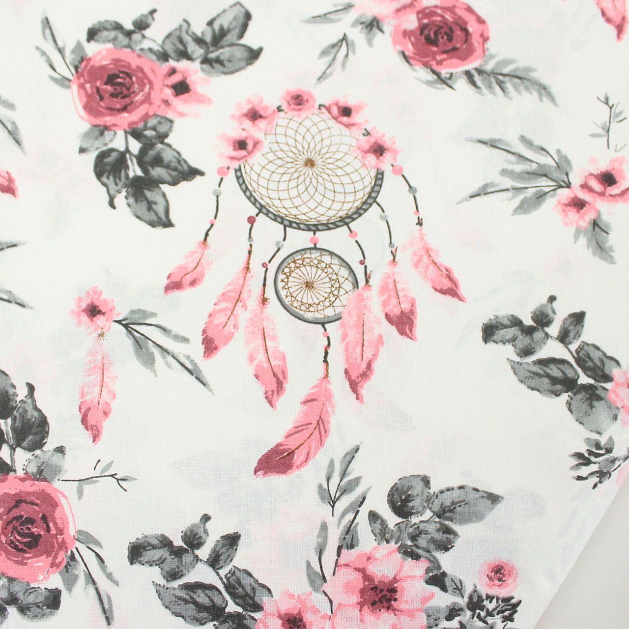 Тканина бавовняна "Ловці снів у трояндах" бордово-рожевих тонів на білому тлі №1415, фото 1