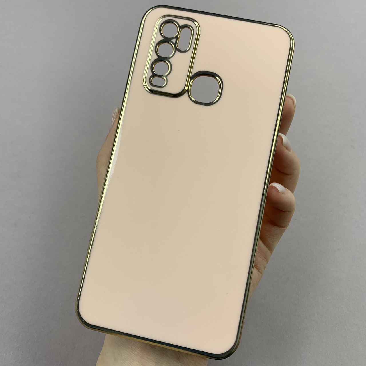 Чохол для Vivo Y30 глянцевий із золотою окантовкою чохол на телефон віво у30 пудровий h7y
