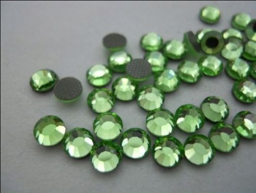 Стразы hotfix DMC Peridot ss10(2,8mm).Цена за 100шт. - фото 2 - id-p25450886