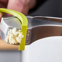 Прес для часнику Tomorrow's Kitchen Garlic Press, фото 4