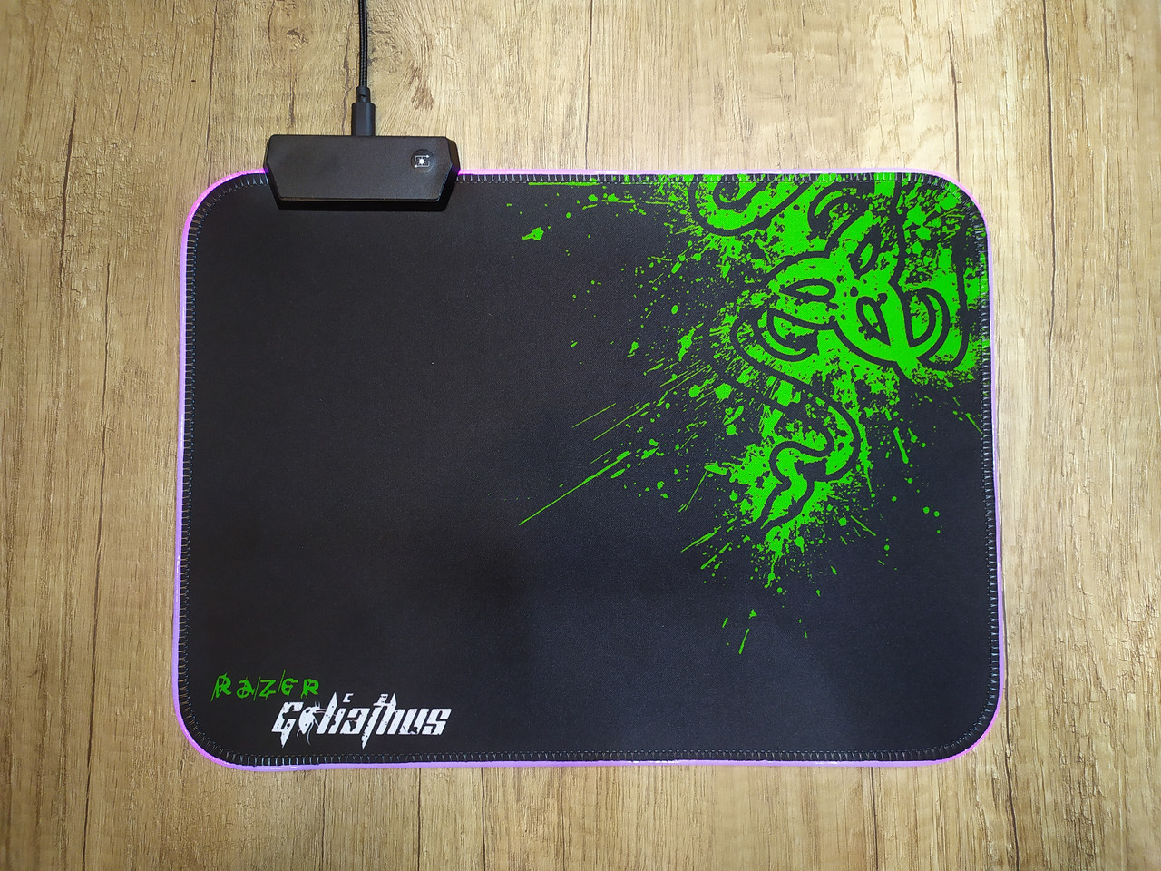 Килимок для мишки RGB RAZER R-350 (25*35*0.3) з підсвічуванням (в коробці)