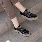 Жіночі чорні туфлі зі шнурком на бежевій підошві Розміри 36-41, фото 7