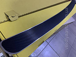 Накладка на бампер Toyota Avensis II седан з 2003-2009 (Carbon)