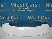 Спойлер кришки багажника універсал білий Toyota Avensis з 2008 по2015