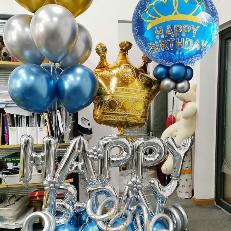Арка гірлянда з повітряних куль "Happy Birthday", золота корона