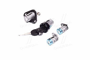 Комплект замкив DAEWOO LANOS DE.96213542 UA58