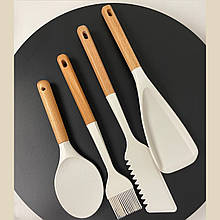 Набір кухонного приладдя 4 предмети Молочного кольору Kitchen Set