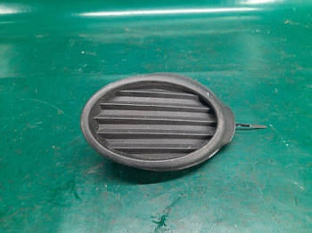 Заглушка ПТФ FORD FOCUS 10-18 СЕДАН 2.0 XQDA 2014 прав. (б/у)