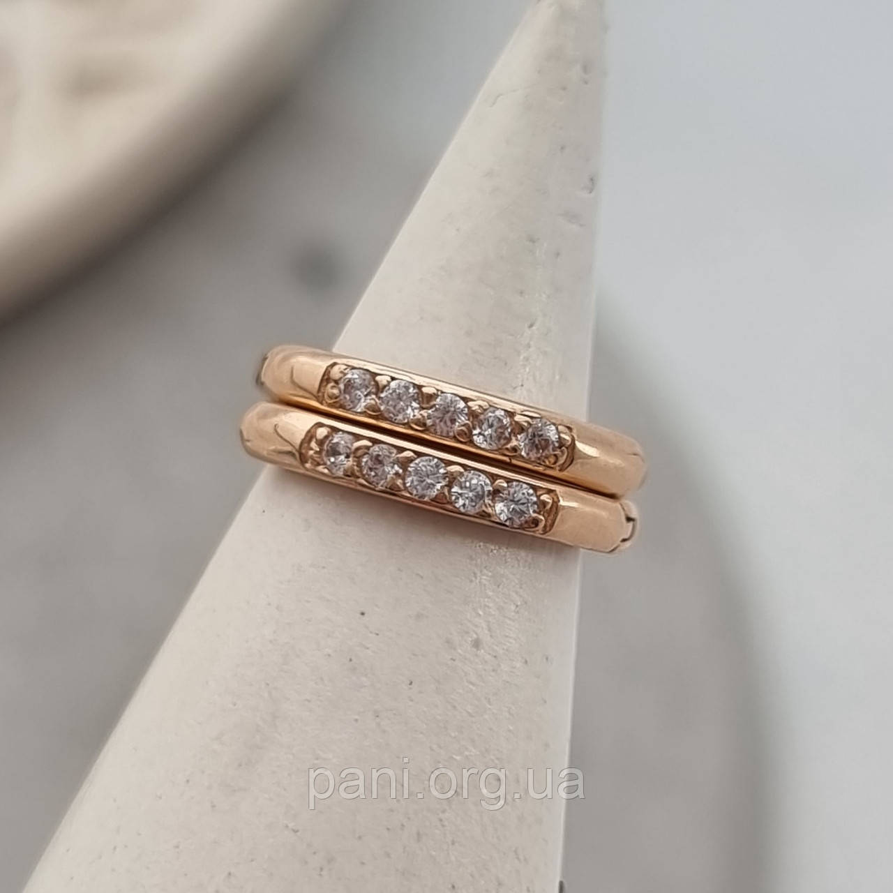 Сережки кільця золоті з білими фіанітами конго тонкі, фото 1