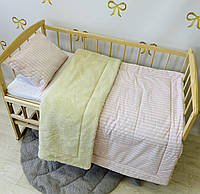 Теплый комплект в детскую кроватку с овчиной для новорожденных 2 предмета (одеяло, подушка) BST Молочный с розовым