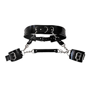 Шкіряний пояс із наручниками Art of Sex — Kasta L-2XL, чорний