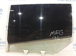 Скло дверей заднє ліве Renault