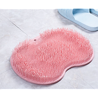 Силиконовый массажный коврик щётка мочалка Korni для спины и ног в ванную и душ розовый на присосках (ММ)