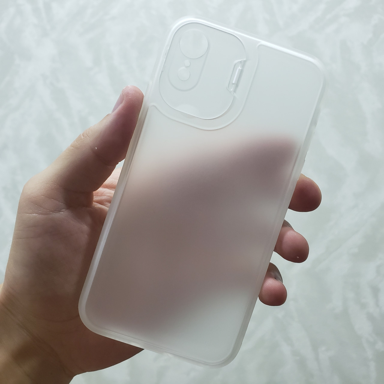 Матовий чохол із підставкою для iPhone XR білий бампер протиударний захист камери