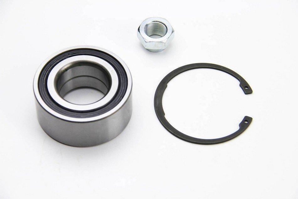 Підшипник маточини перед. Berlingo/Partner 96-08/Peugeot 306/405/406 BSG BSG 70-605-004 Citroen Xsara,