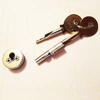 Замок з ключами для морозильної скрині JUKA з плоским або гнутим склом